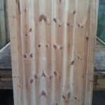 Toungue and groove gate