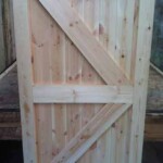 Tounge and groove gate