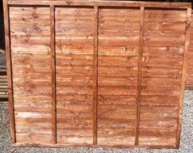 Waney edge fence panel